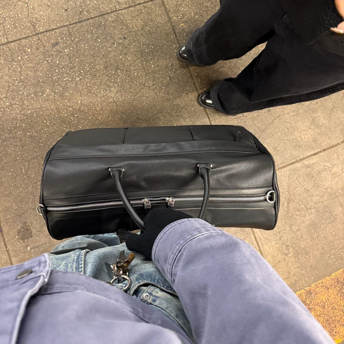 CARRY ON: A BAG COMPLEX