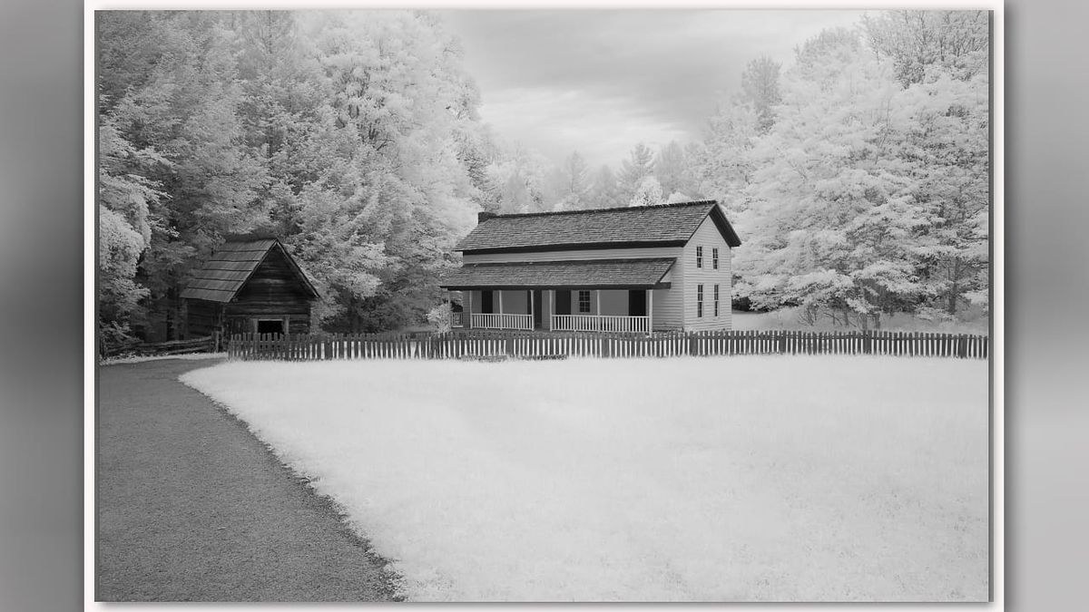 My Fuji X-T2 is now a IR camera