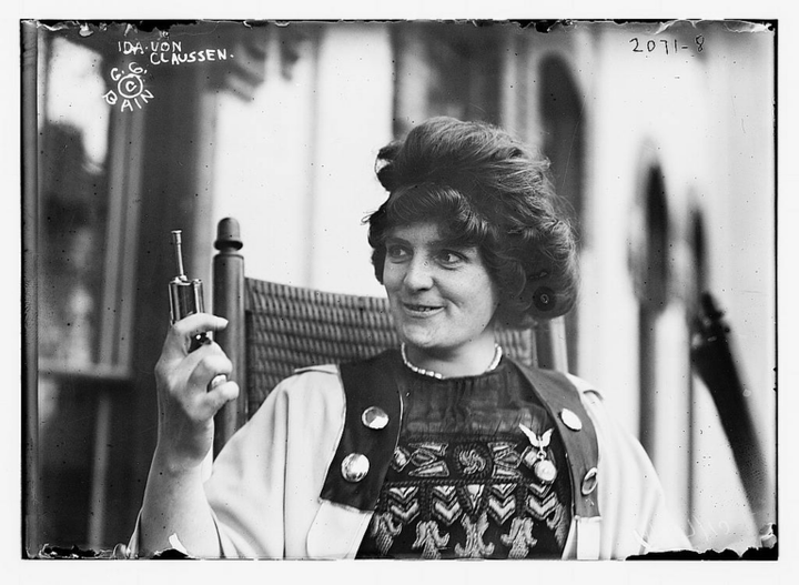 Ida von Claussen holding a pistol