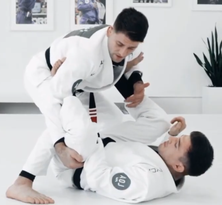 Passing lasso guard