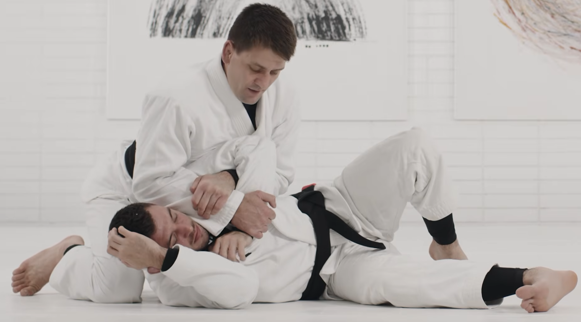 Armbar from the leg drag