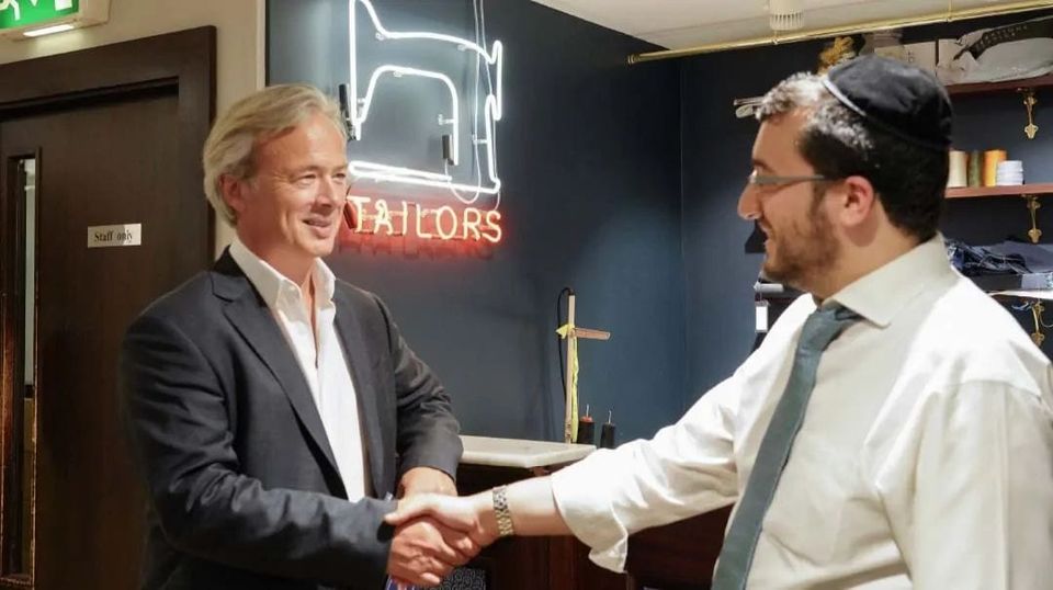 From Garage to Madison Avenue: The Lakewood Shirt Story That Stunned London Executives