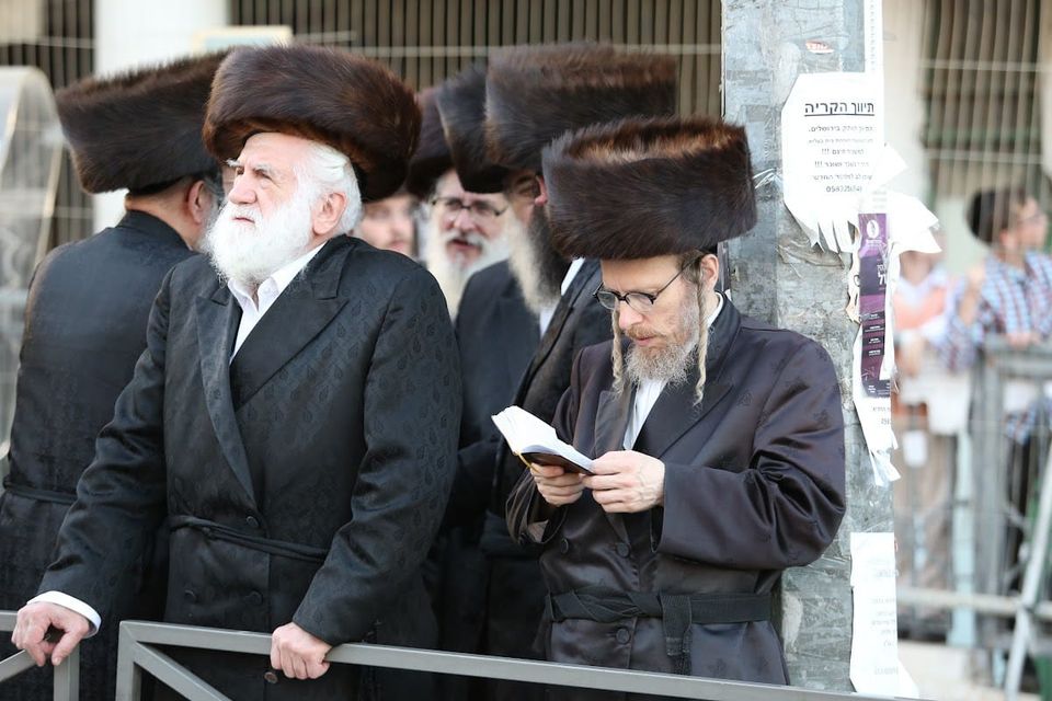 Why Do Charedim Always Listen to Their Rabbanim?