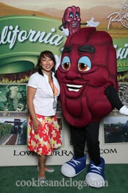 BlogHer '11 with a California Raisin