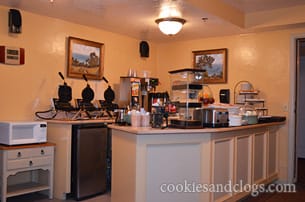 sanpebblesinn12 San Pebbles Inn in Cambria, California