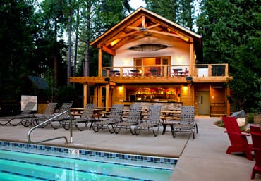 Evergreen Lodge Yosemite Pool Poolhouse Bar Hot Tub Labor Day