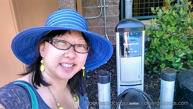 How to charge a plug-in electric vehicle (EV) animated gif featuring a 2014 Chevy Volt #Cars
