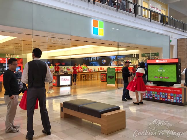 The Microsoft Store at Westfield Mall in Santa Clara – Technology Shopping