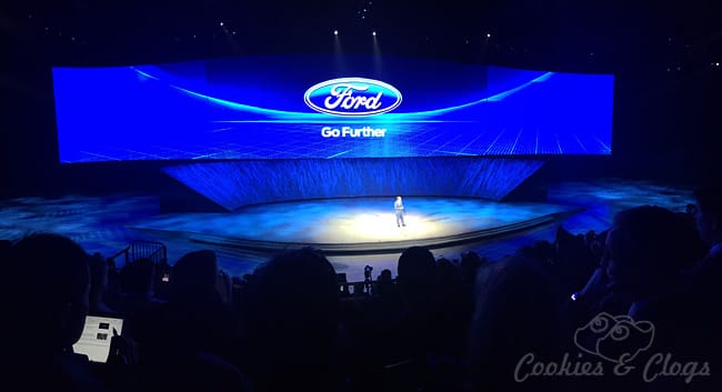 Ford F-150 Raptor, Shelby GT350R, & GT at 2015 NAIAS