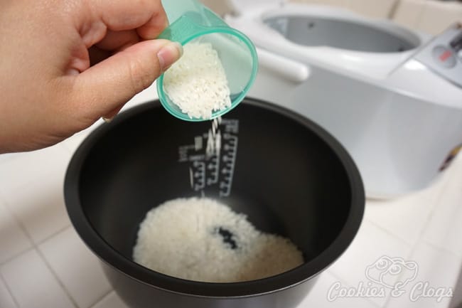 If you’re tired of dull rice recipes, it might be your rice cooker. Check out this Zojirushi Umami Rice Cooker Review. I’ve never had rice this tasty! See the other features this has.