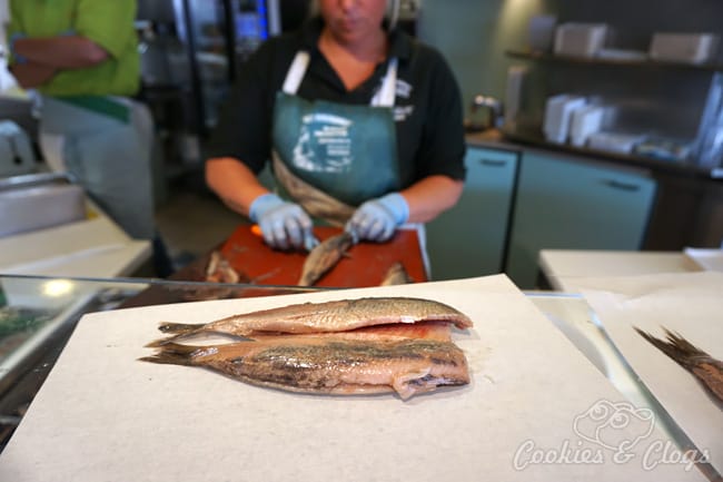 Travel | Holland | We’re back in the Netherlands for a visit. See the rest of the photos from the day at Scheveningen and find out how Dutch people eat raw herring.