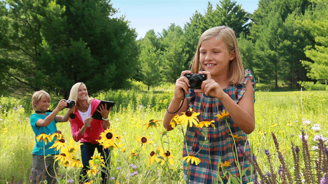 Technology | Family Travel Tips site from Best Buy suggests a photo scavenger hunt. Also see ideas for to stay connected and for your next road trip.