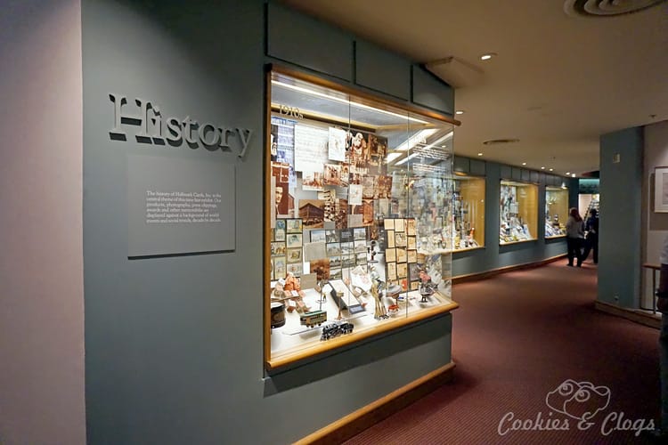 Travel | Missouri | I had no idea Kansas City, MO was such a great place to take your family on vacation. Here are 12 things to do with kids that we were able to same during our last trip – Hallmark Visitor Center.