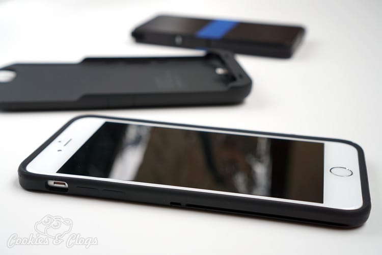 Technology | Gadgets | The TYLT Energi Sliding Power Case and Energi 5K+ Portable Battery Pack offer enough juice to keep your mobile device charged in a slim and non-bulky format.
