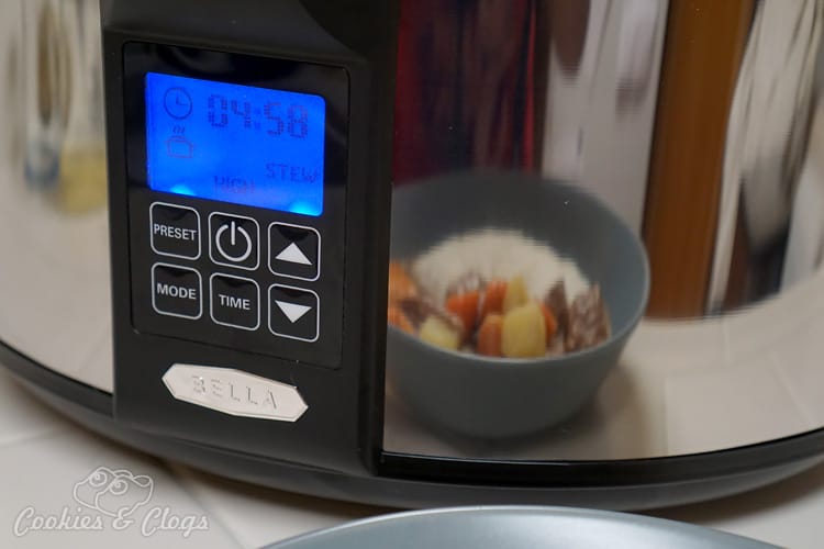 Kitchen | Household | Small Appliances | The new ceramic coated collection from BELLA offers non-stick small appliance for your kitchen that are affordable, easy to clean, and work great. The electric kettle and slow cooker with searing pot are especially impressive.