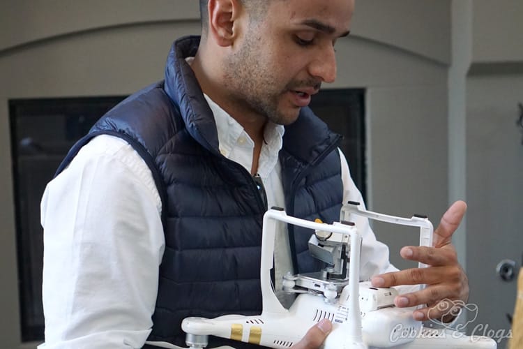 Electronics | Gadgets | Technology | Drones can be intimidating but are actually crazy awesome if you have a good teacher. See How to Fly a Drone for Beginners with the help of ENJOY using the DJI Phantom 3 Professional and DJI Inspire 1.