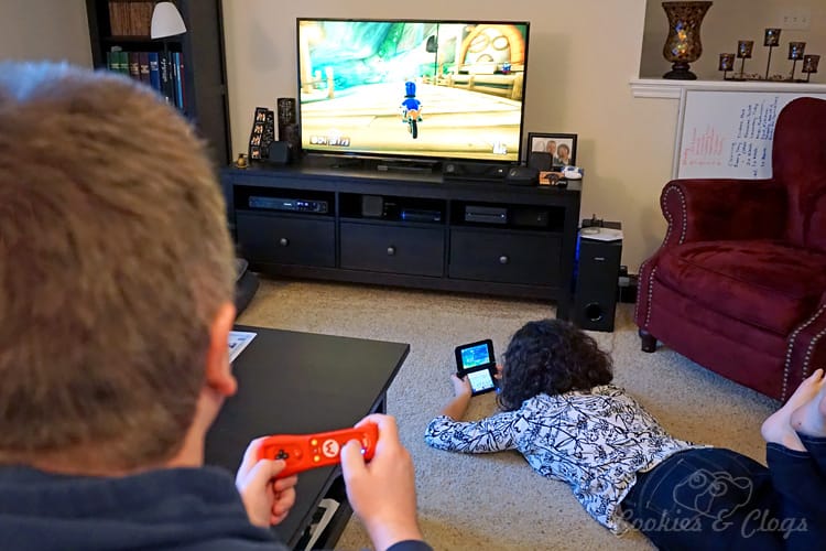 Video Games | Technology | As a new Nintendo Ambassador, I’m excited to share with you reviews on the Wii U, Wii U games like Mario Kart 8, and Nintendo 3DS games! These are great family video games for kids, tweens, teens, and adults!