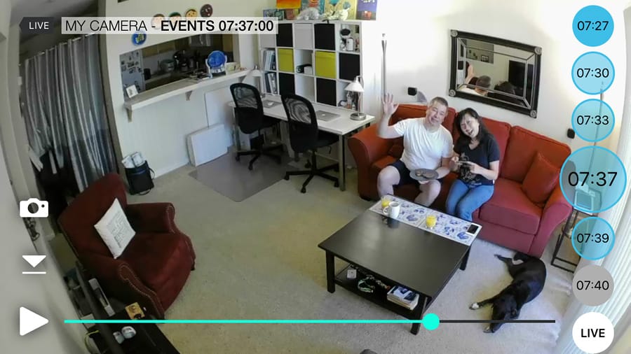 Cookies & Clogs | Technology | The Logi Circle from Logitech is a fantastic wireless video monitoring camera to keep an eye on the house, the kids, and your pets. Check out the easy 6-step setup process and the amazing audio and video quality. Daytime capture.