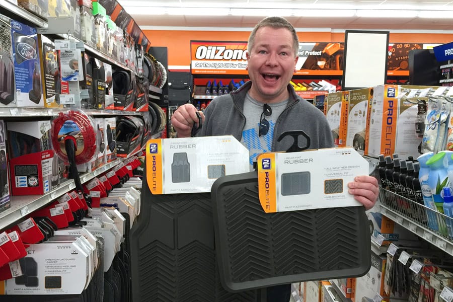 Cars | Travel | With summer here, now is the perfect time to make sure your car is road trip ready. Use these eight tips so your family travel plans go as smoothly as possible. I endorse the sixth point daily! Rubber floor mats are lifesavers!