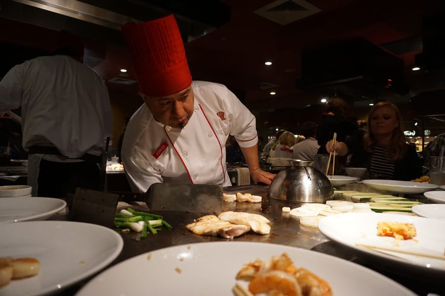 Cookies & Clogs | Travel | Hotels | During the J-POP Summit 2016 event with Mazda, my family and I were able to explore Japantown in San Francisco, CA and some of the Japanese culture. Benihana offers tableside cooking entertainment.