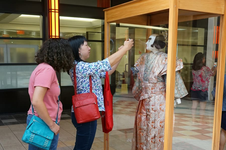 Cookies & Clogs | Travel | Hotels | During the J-POP Summit 2016 event with Mazda, my family and I were able to explore Japantown in San Francisco, CA and some of the Japanese culture. Here you'll find Japanese food, snacks, toys, clothes, furniture, books, art, and more.