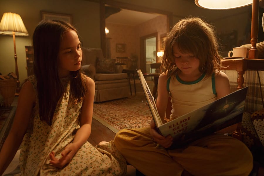 Cookies & Clogs | Movies | Oakes Fegley play Pete and Oona Laurence plays Nicole, who befriends Pete. Check out their this interview with their take on acting in Disney's new Pete's Dragon movie. Playing opposite a CG dragon is no joke but filming in New Zealand had some perks.