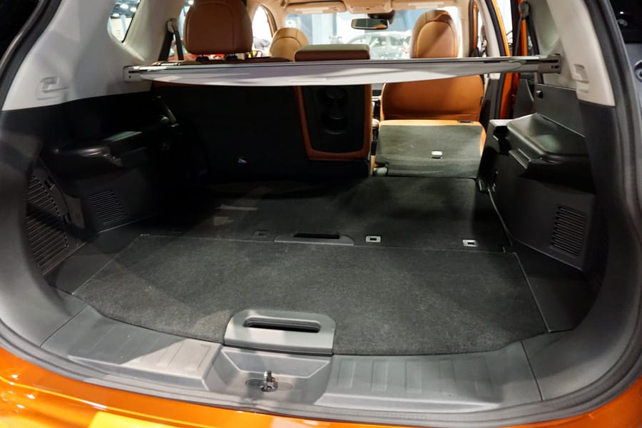 Cookies & Clogs | Cars | The 2017 Nissan Rogue and 2017 Nissan Rogue Hybrid were just announced in Miami, FL just before the 2016 Miami International Auto Show. Get your first look at this all-new CUV and check out the new features. Cargo Area