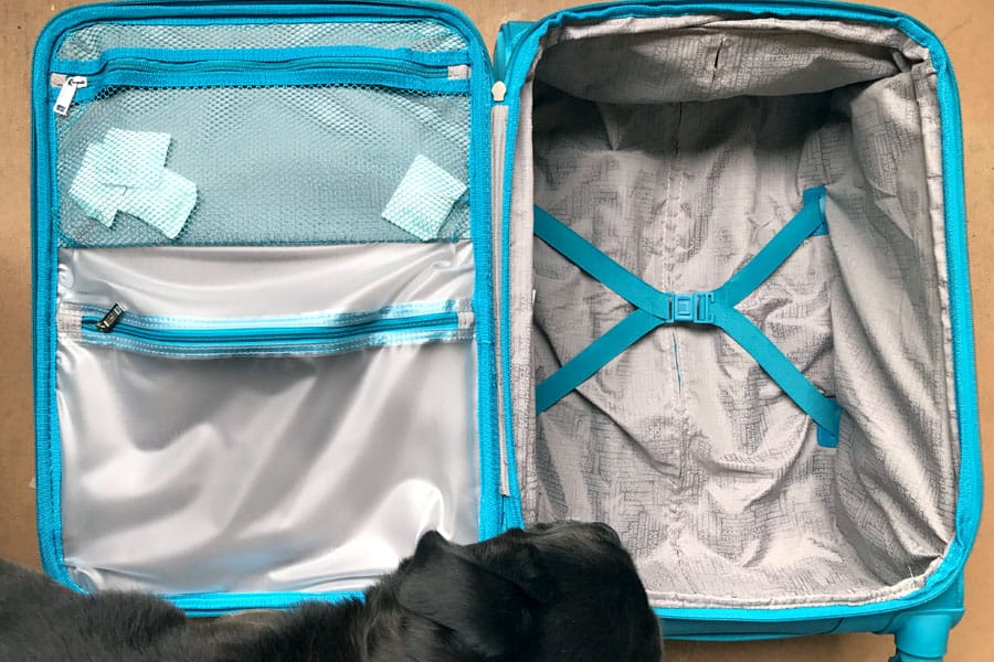 Cookies & Clogs | Travel | When flying, especially if you're doing international travel, it can be frustrating to meet baggage allowance limits and stay under a specific luggage weight. Using lightweight suitcases like the American Tourister iLite Max collection.