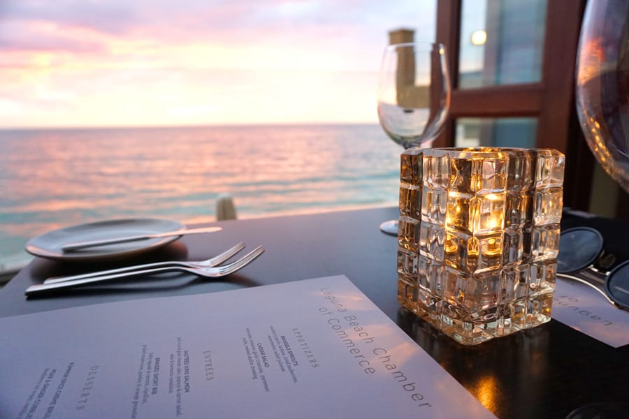 Cookies & Clogs | Travel | The next time you plan on going to Disneyland, you might want to pop by these places as you travel with kids. See where to stay, what to each, and things to do in Orange County, California. Sunset at Splashes restaurant in Laguna Beach, CA