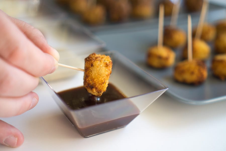 Cookies & Clogs | Looking for healthy frozen food options for your family? You might want to try these organic chicken and turkey products from Hip Chick Farms. They even have gluten free options!