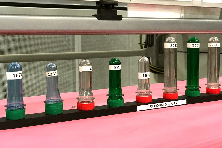 Cookies & Clogs | I recently join in a Coca-Cola bottling plant tour at the facilities in San Leandro, CA. See how bottles are made & how raw ingredients turn into your favorite beverages.