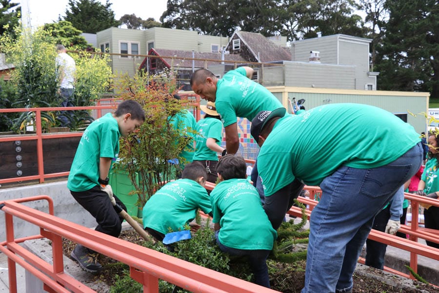 comcast-cares-day-2017-07 Cookies & Clogs | 2017 Comcast Cares Day at Sutro Elementary in San Francisco, CA + interview with David L. Cohen. Local community project also brings attention to Asian Pacific American Heritage Month.