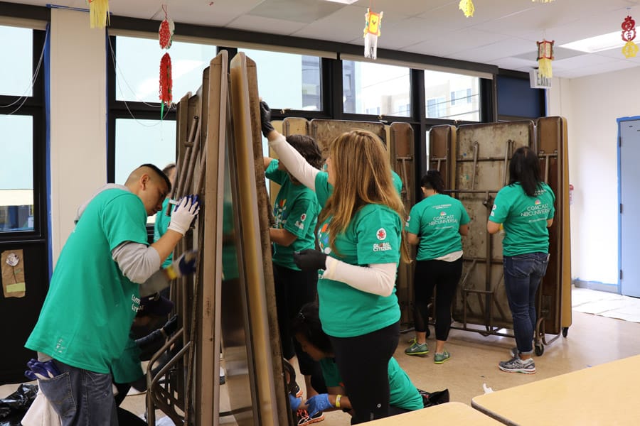 comcast-cares-day-2017-11 Cookies & Clogs | 2017 Comcast Cares Day at Sutro Elementary in San Francisco, CA + interview with David L. Cohen. Local community project also brings attention to Asian Pacific American Heritage Month.