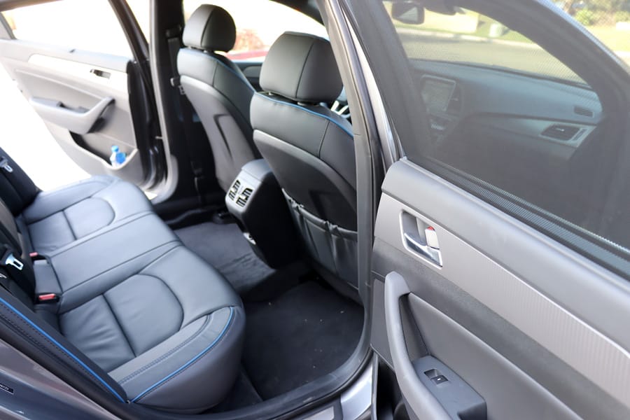 2018&nbsp;Hyundai Sonata dark gray back seats interior