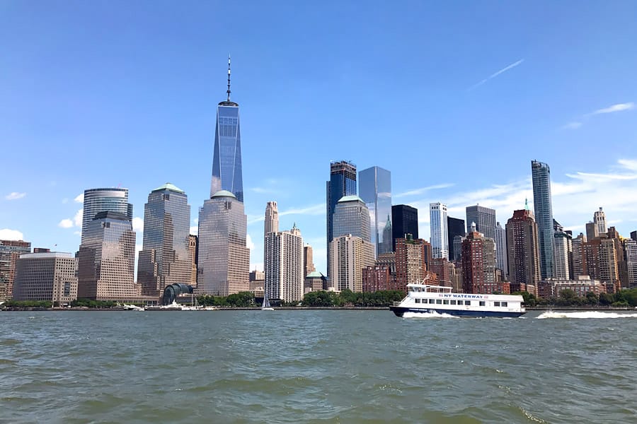 Cookies & Clogs | Spider-Man Homecoming media weekend and boat photo tour around New York City on the Hudson River. New York City skyline