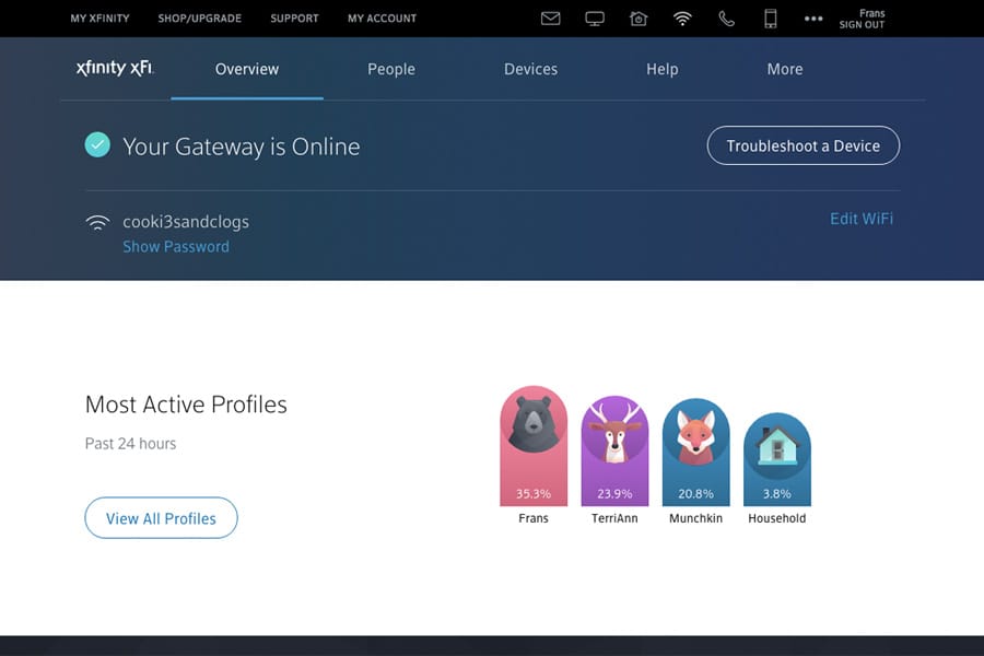 Cookies & Clogs | Using xFi and the xFi app from Comcast to manage home Wi-Fi with Xfinity with kids.