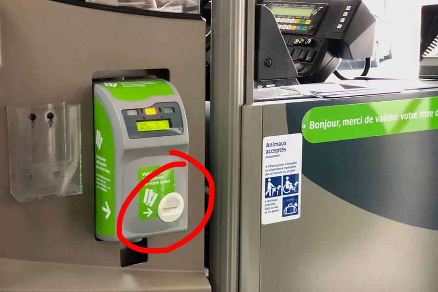 Paris Metro & Bus Public Transportation Guide: Bus ticket machine