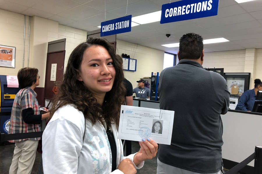 Teenage Drivers — Tips for How to Get a Driver Permit at the DMV