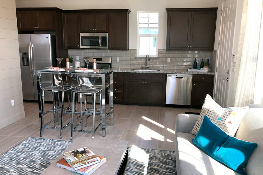 mountain-house-prescott-suite-02 New houses in Mountain House CA — Model homes and interior design decor ideas in Prescott by Shea Homes guest suite