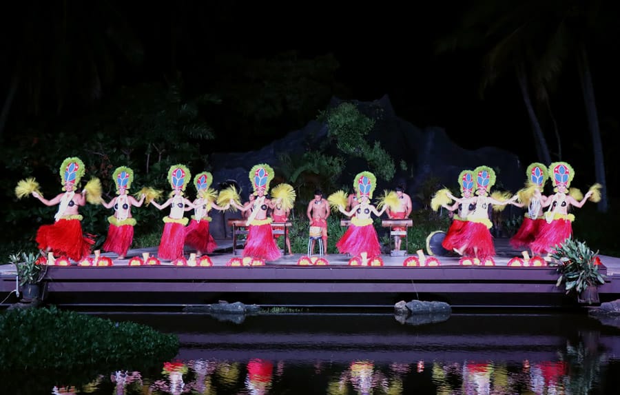 Smith Family Garden Luau / Hawaiian Luau in Kauai Hawaii Rhythm of Aloha hula show Tahitian hula dance