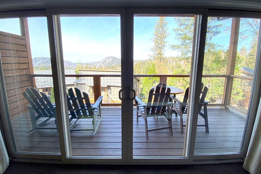 Rush Creek Lodge in Groveland, CA near Yosemite National Park Villa