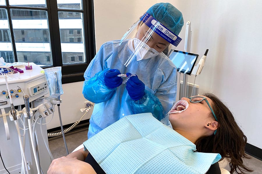 Uniform Teeth Clear Aligner Teeth Straightening Alignment Phase - Adding anchors