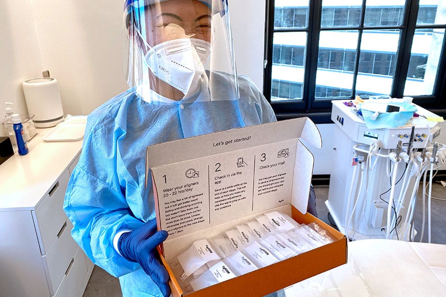 Uniform Teeth Clear Aligner Teeth Straightening Alignment Phase - Box of Tray Sets