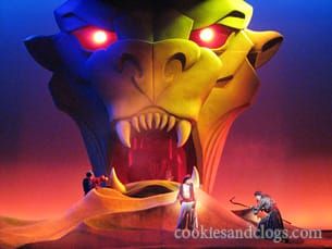 Disney California Adventure – Aladdin show