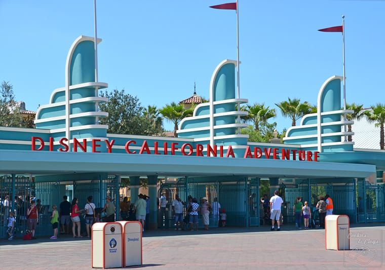Disney California Adventure retro entrance