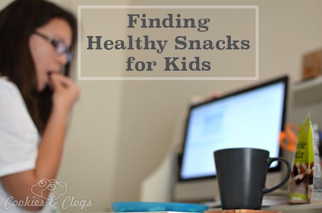 Healthy Snacks for Kids – CVS Gold Emblem Abound #CVSAbound #Snackurday