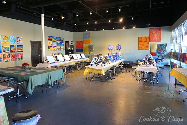 San Francisco Bay Area | Create, Mix & Mingle is a paint and wine / paint and sip studio in San Mateo California. There is al