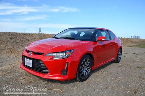 2014 Scion tC Review – Sports Coupe Hatchback with room for 5 #Cars