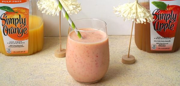 Recipes | Health | This super easy pineapple strawberry smoothie recipe only requires five ingredients and is nut, sweetener,