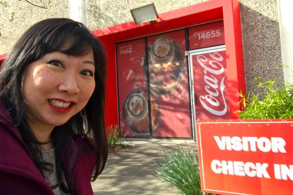 Cookies & Clogs | I recently join in a Coca-Cola bottling plant tour at the facilities in San Leandro, CA. See how bottles ar